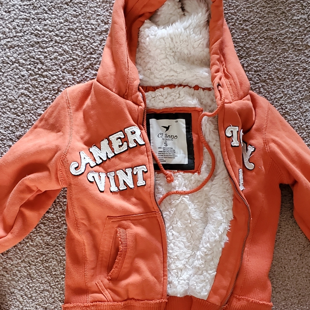 Sweatshirt - Picture 5 of 5